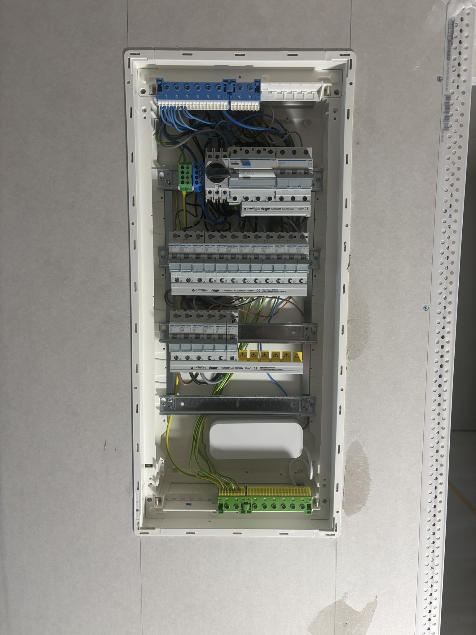 PJK Elinstallationer AB